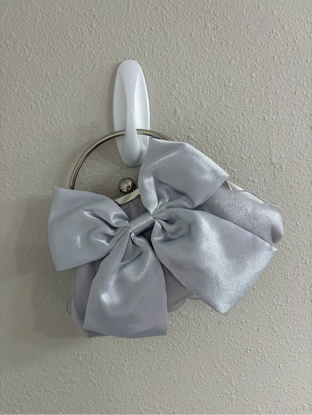 Satin Bow Ring-Handle Clutch in Silver